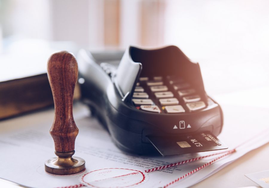 Credit Card Reader Used to Take Payment From Legal Client